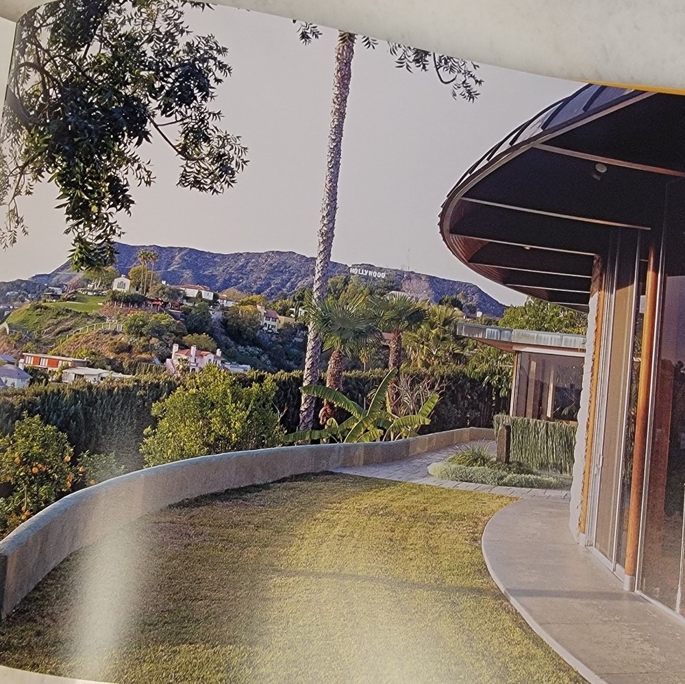 LA Modern Coffee Table Book by Rizzoli - Picture 10 of 16